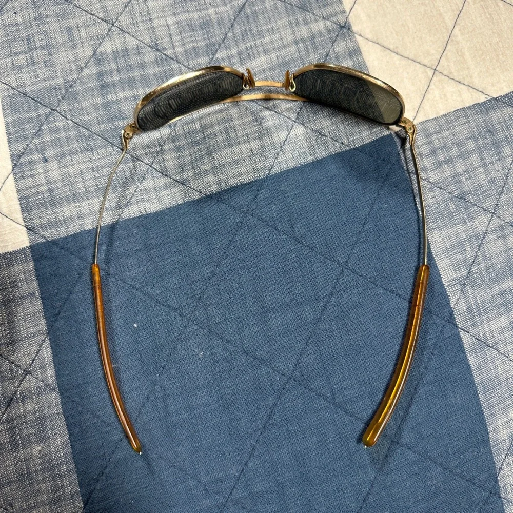VINTAGE AMERICAN AO OPTICAL 12K GF 5 1/2 AVIATOR SUNGLASSES GOLD FILLED W CASE